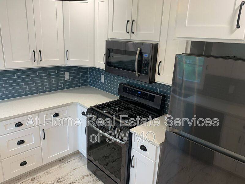 House for rent at 2322 E Langston, Springfield, MO 65804