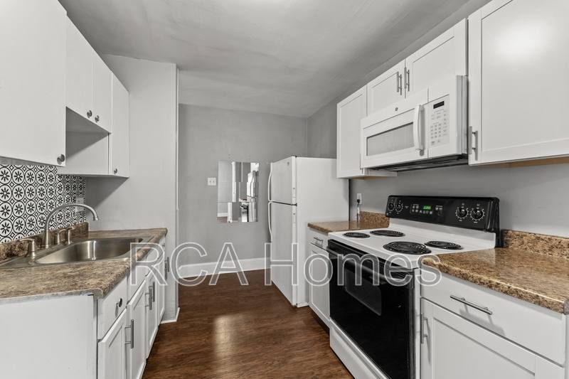 Apartment for rent at 528 1 2 E Raymond St, Indianapolis, IN 46203