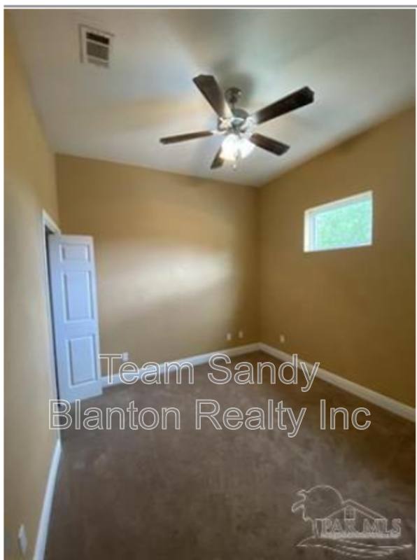 Apartment for rent at 7071 Lake Joanne Dr #3C, Pensacola, FL 32506