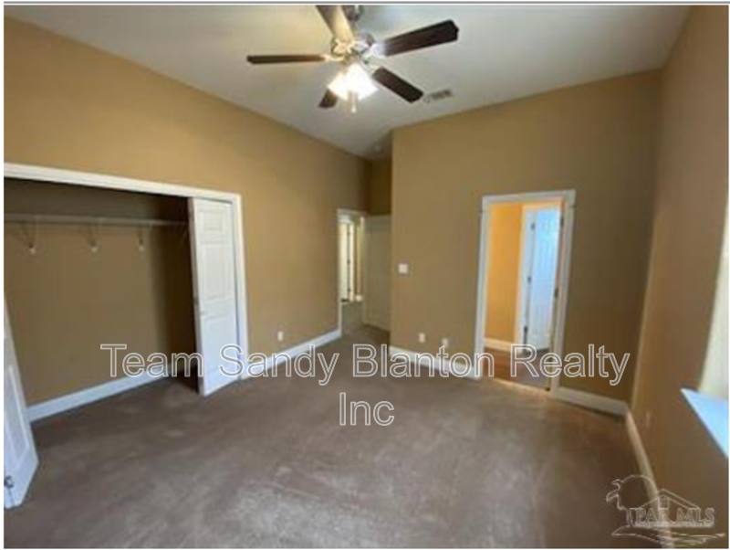 Apartment for rent at 7071 Lake Joanne Dr #3C, Pensacola, FL 32506