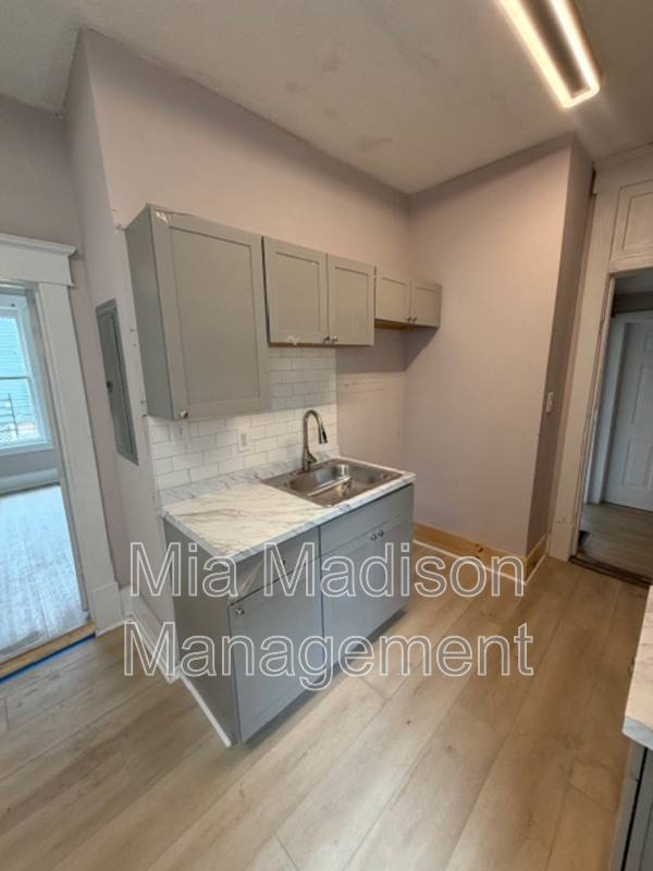 Apartment for rent at 513 W 35th St #A, Savannah, GA 31415
