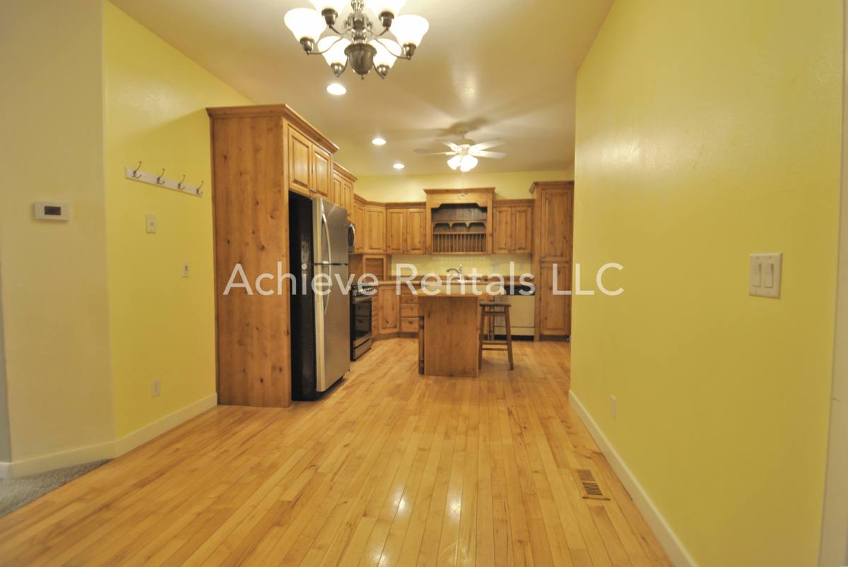 Townhouse for rent at 1035 N 130 W, Logan, UT 84341