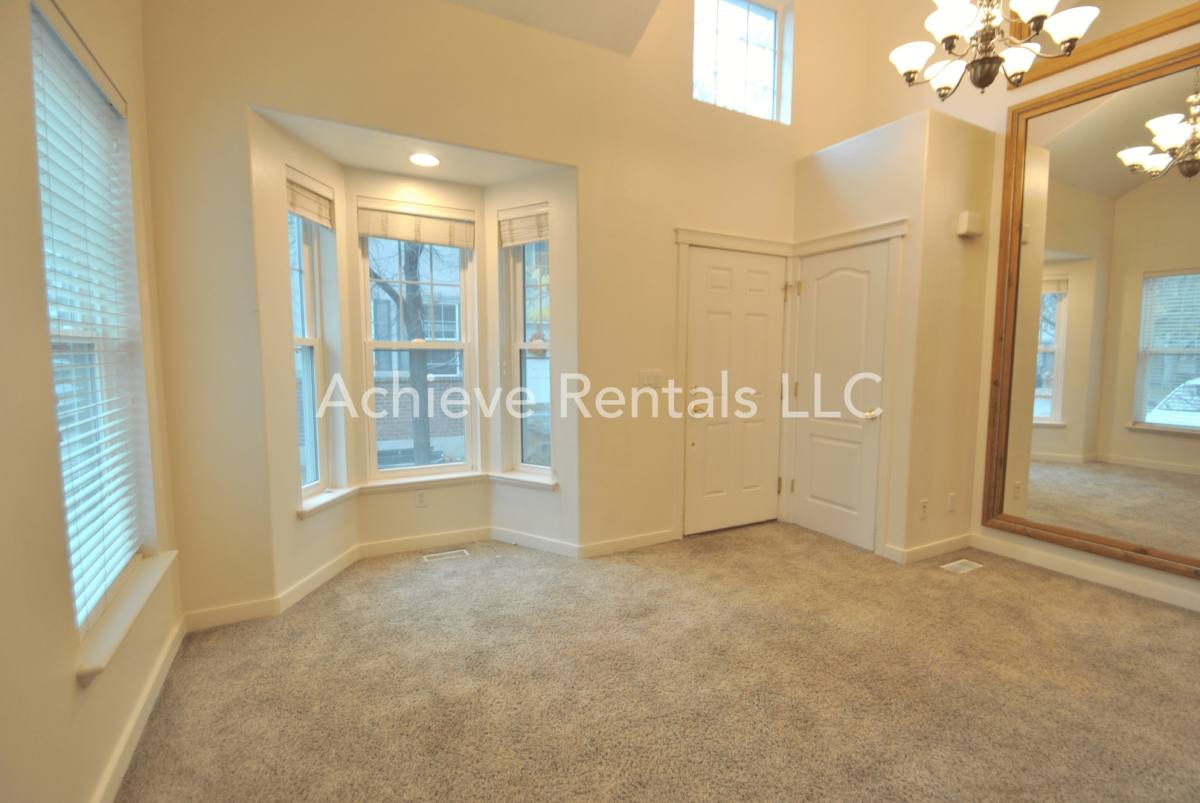 Townhouse for rent at 1035 N 130 W, Logan, UT 84341