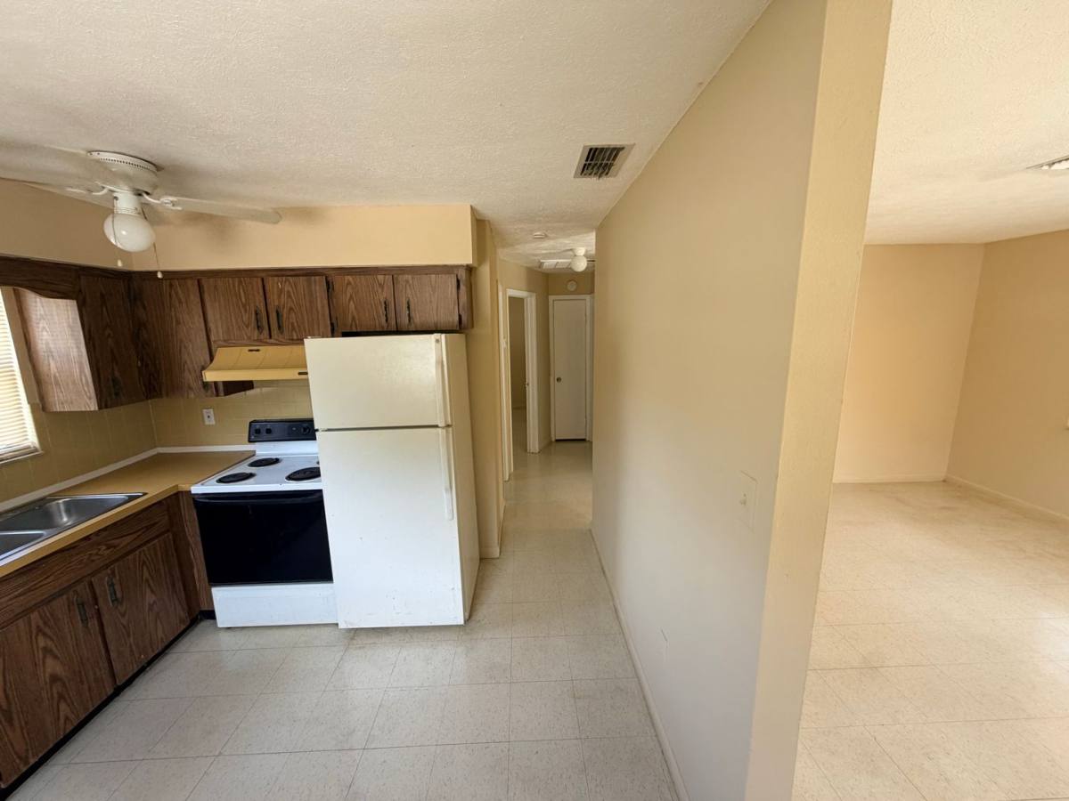 Apartment for rent at 5743 Elm St, New Port Richey, FL 34652