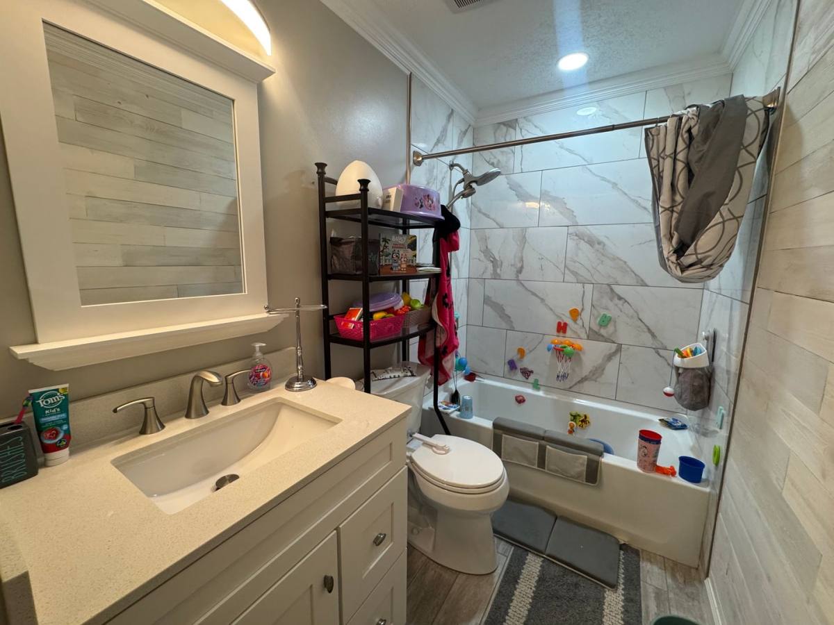 House for rent at 6 Old Pond Court, Hampton, VA 23666