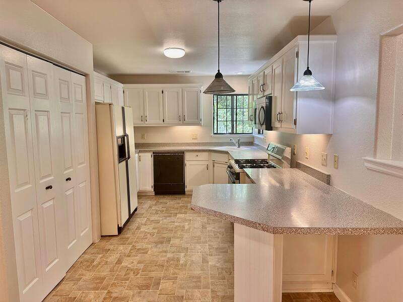 House for rent at 10529 Boulder St, Nevada City, CA 95959