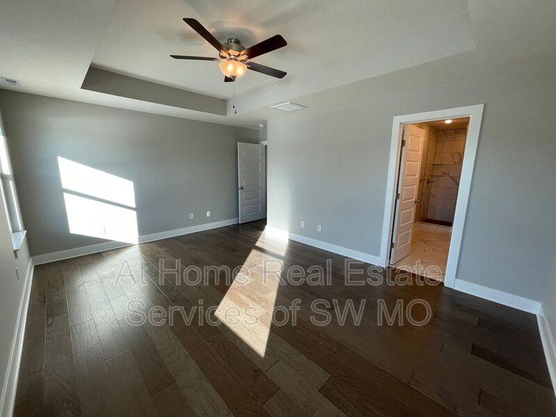 House for rent at 5943 S Iris Lane, Brookline, MO 65619