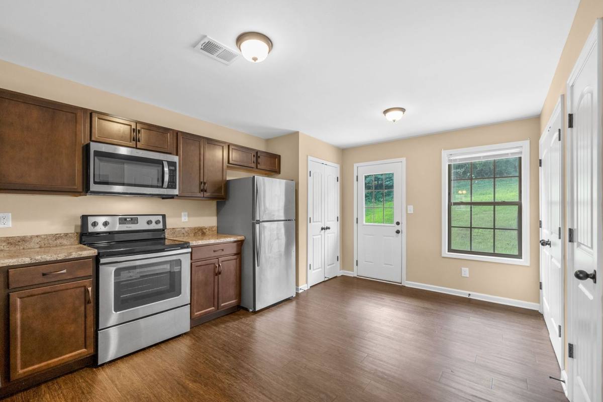 Apartment for rent at 157 Center Pointe Dr, Clarksville, TN 37040