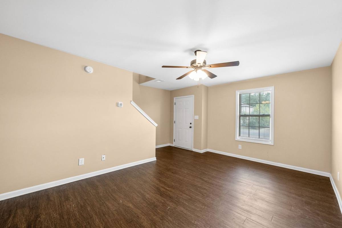 Apartment for rent at 157 Center Pointe Dr, Clarksville, TN 37040