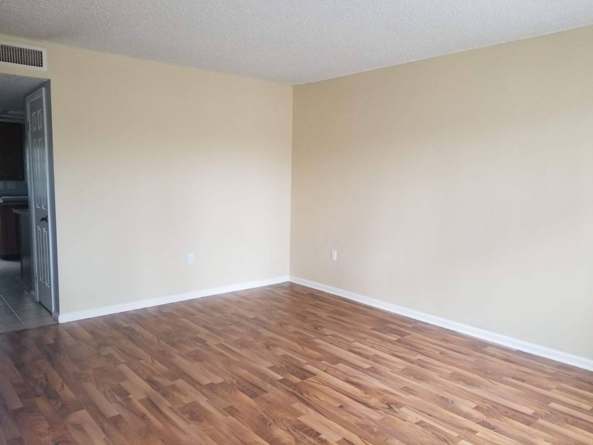 Apartment for rent at 1874 Ave Q SW, Winter Haven, FL 33880