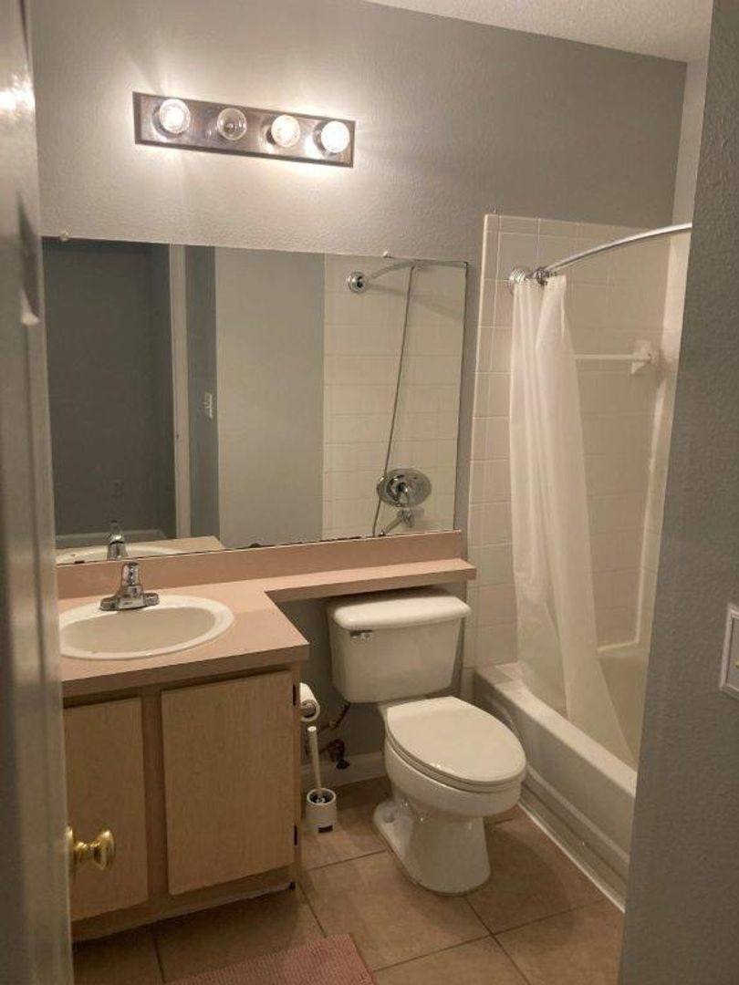 Condo for rent at 4352 S Kirkman Rd, Orlando, FL 32811