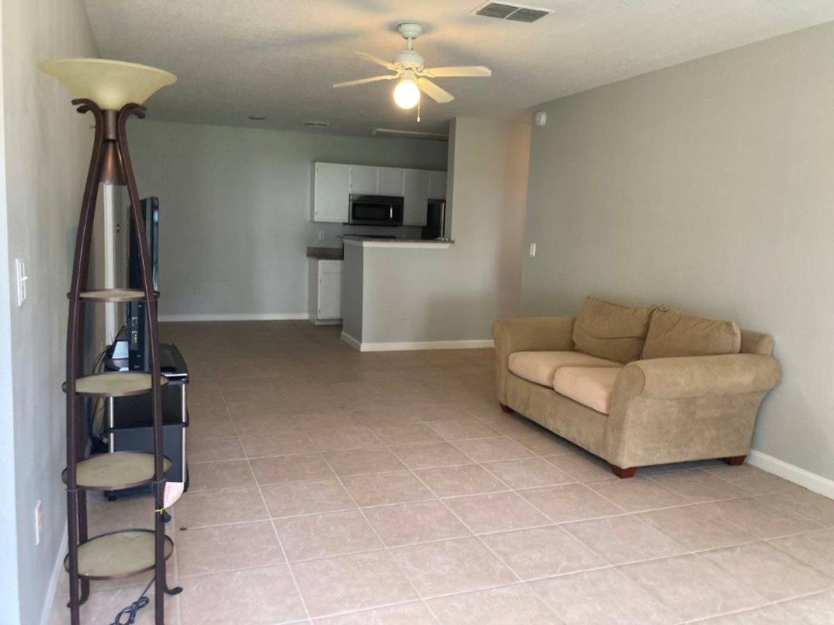 Condo for rent at 4352 S Kirkman Rd, Orlando, FL 32811