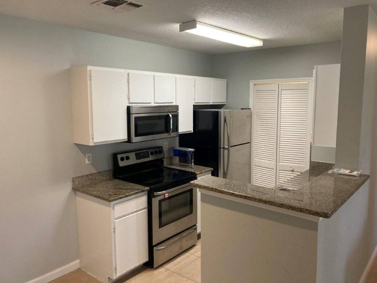 Condo for rent at 4352 S Kirkman Rd, Orlando, FL 32811