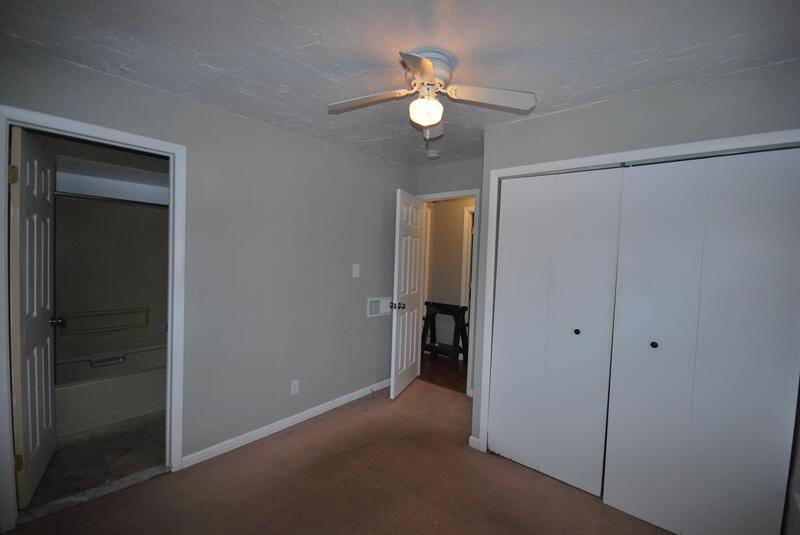 House for rent at 328 W Kalama, Madison Heights, MI 48071