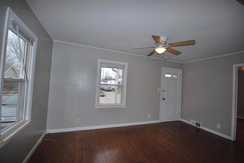 House for rent at 328 W Kalama, Madison Heights, MI 48071