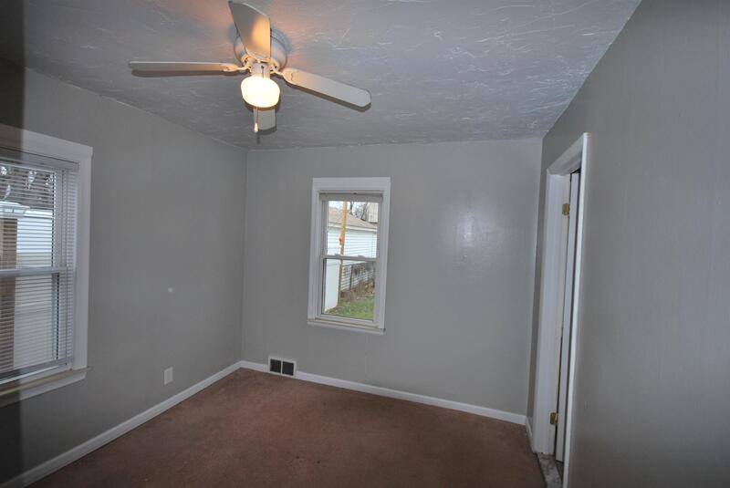 House for rent at 328 W Kalama, Madison Heights, MI 48071