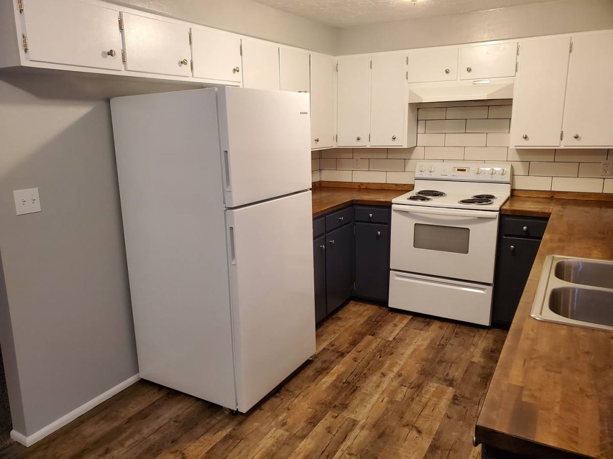 Apartment for rent at 304-310 1st St, La Grande, OR 97850