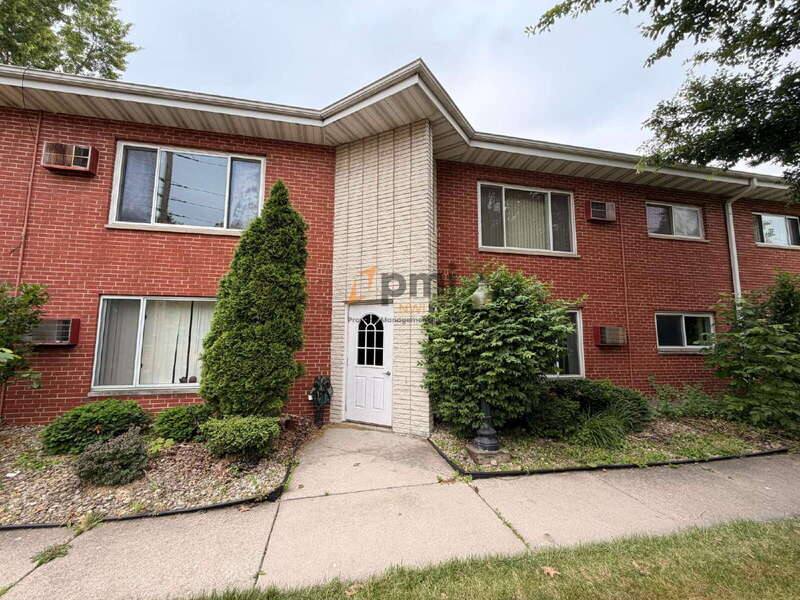 Apartment for rent at 105 Harrington Ave #5, Crown Point, IN 46307