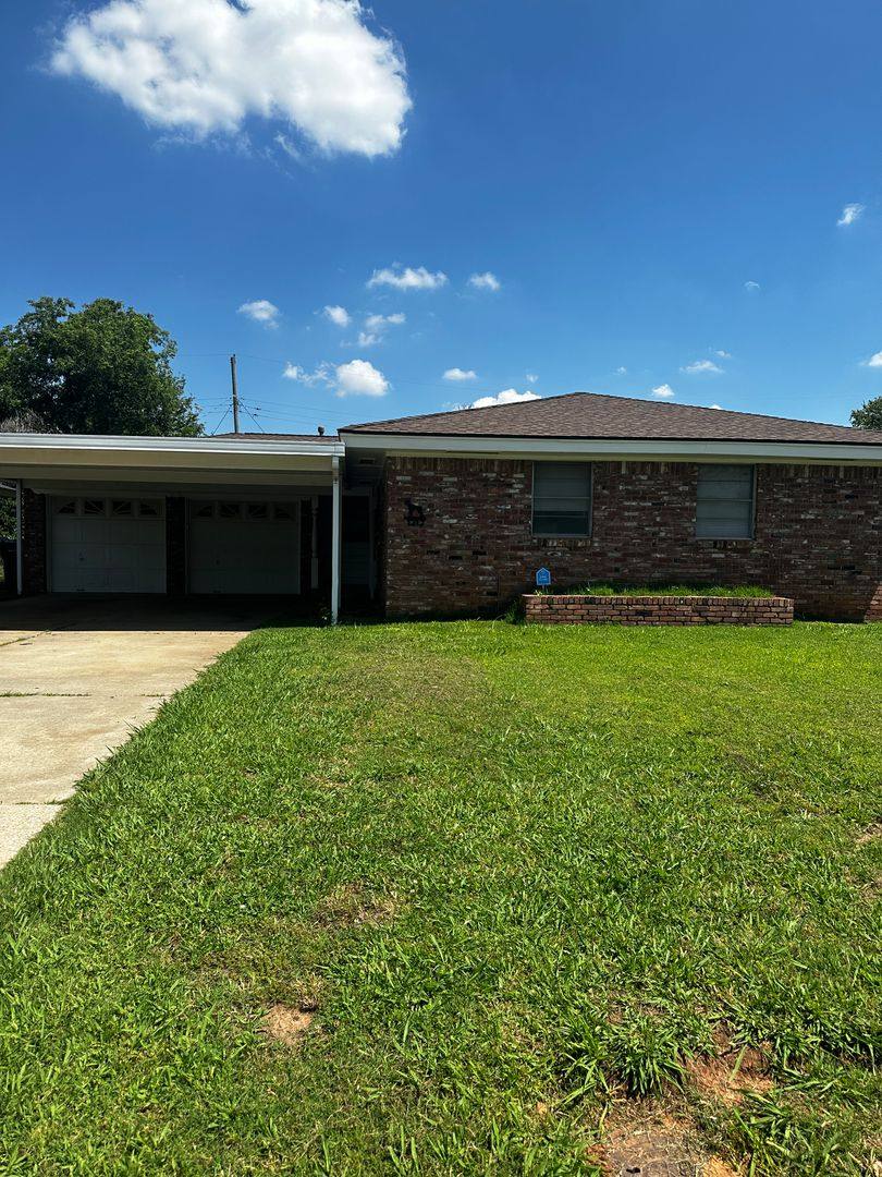 House for rent at 1317 SW 68th St, Oklahoma City, OK 73159