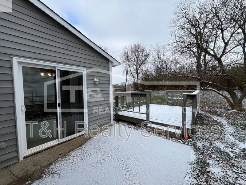 House for rent at 1527 Stacy Lynn Dr, Indianapolis, IN 46231