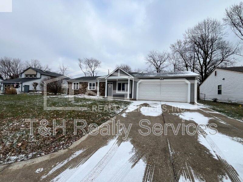 House for rent at 1527 Stacy Lynn Dr, Indianapolis, IN 46231