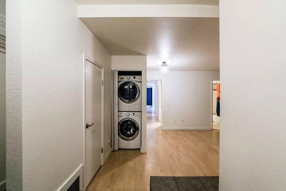 Condo for rent at 1526 Aurora Ave N, Seattle, WA 98109