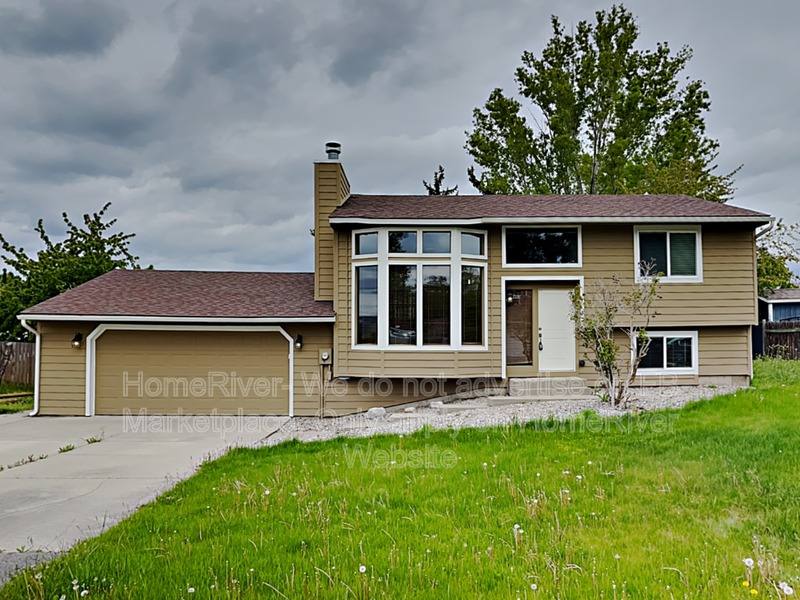 House for rent at 14611 E 13th Ave, Veradale, WA 99037