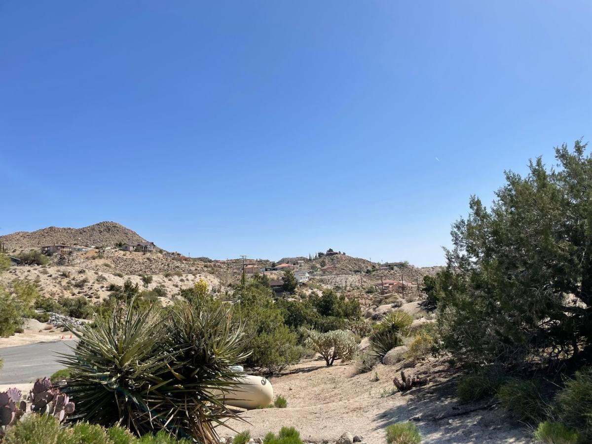 House for rent at 6231 Mirlo Rd, Yucca Valley, CA 92284