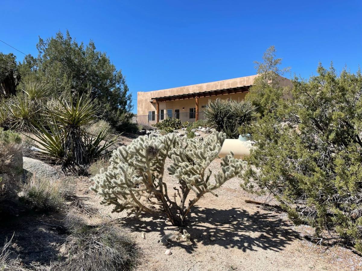 House for rent at 6231 Mirlo Rd, Yucca Valley, CA 92284