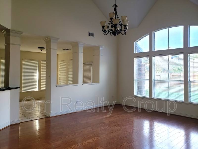 House for rent at 5319 Ashley Way Court, Sugar Land, TX 77479
