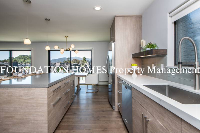 Condo for rent at 6 Greenwood Cove E, Belvedere Tiburon, CA 94920