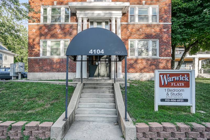 Apartment for rent at 4104 Warwick Blvd #103, Kansas City, MO 64111