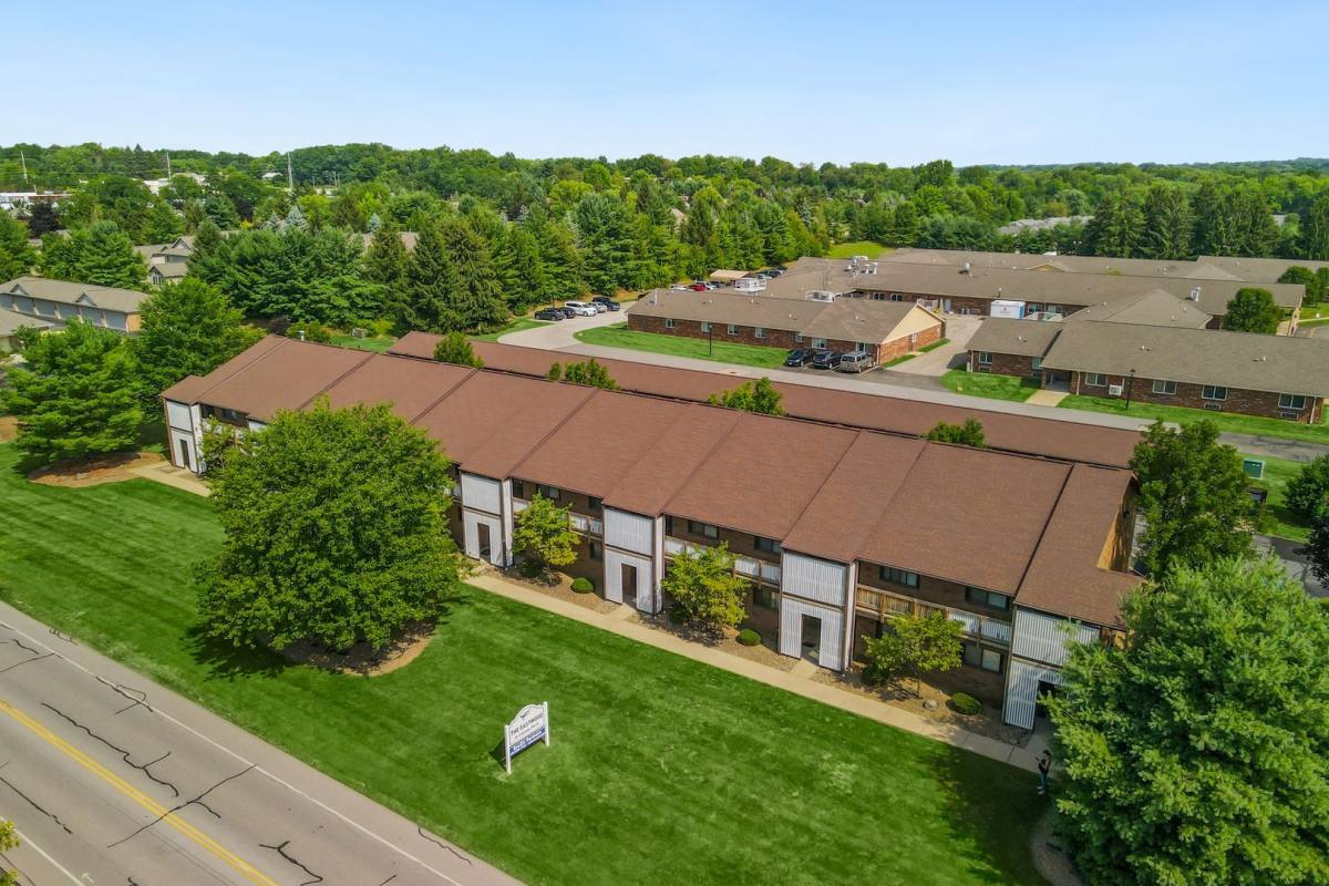 Apartment for rent at 2275 Eastwood Ave, Akron, OH 44305