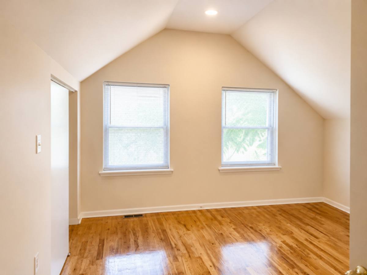Apartment for rent at 2332 W Charleston St, Chicago, IL 60647