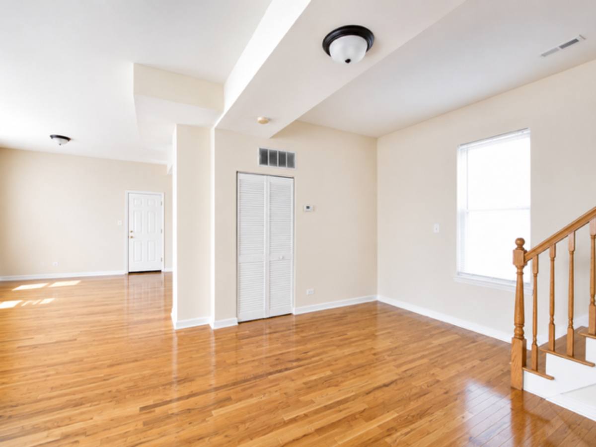 Apartment for rent at 2332 W Charleston St, Chicago, IL 60647