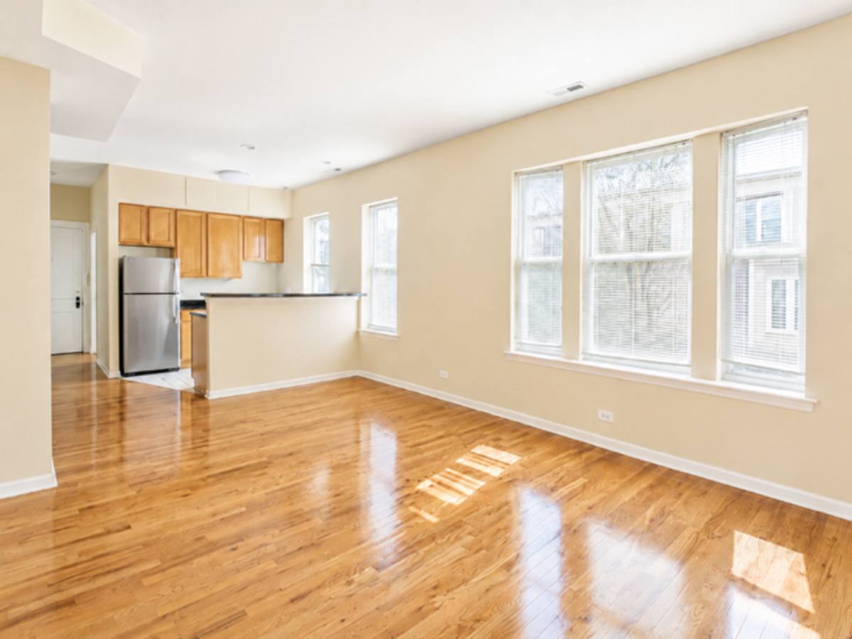 Apartment for rent at 2332 W Charleston St, Chicago, IL 60647