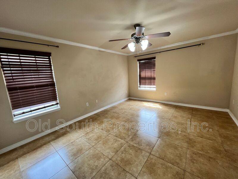 House for rent at 4187 Roosevelt Way, Milton, FL 32583
