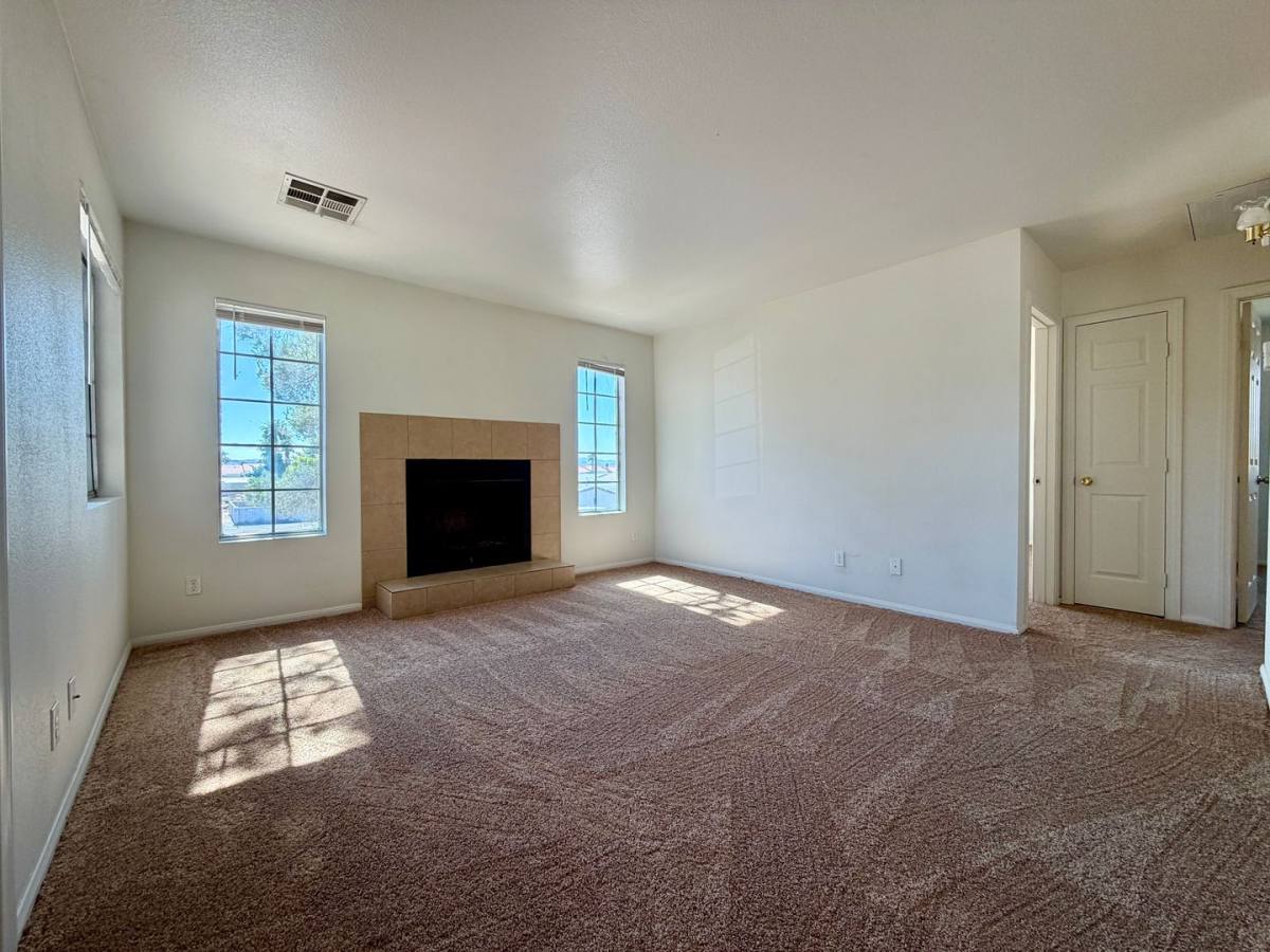 Apartment for rent at 2704 Aarondavid Dr Units C, Las Vegas, NV 89121
