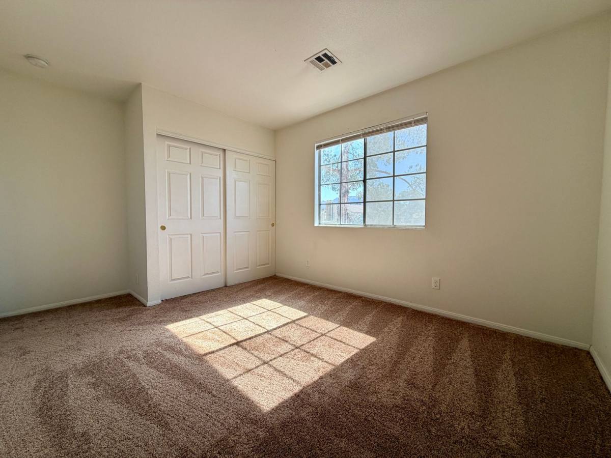 Apartment for rent at 2704 Aarondavid Dr Units C, Las Vegas, NV 89121
