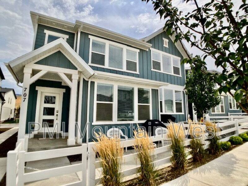 Townhouse for rent at 707 S Miller Ave, North Salt Lake, UT 84054