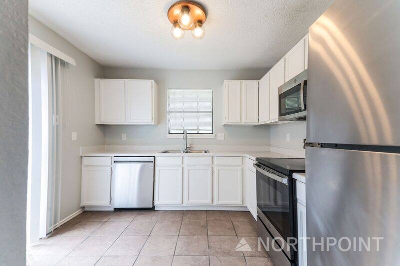 House for rent at 2708 Briarbank Circle, Dallas, TX 75227
