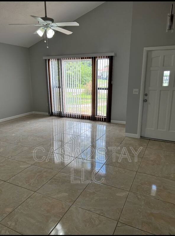 Apartment for rent at 7295-7297 Albany Rd #3, Fort Myers, FL 33967