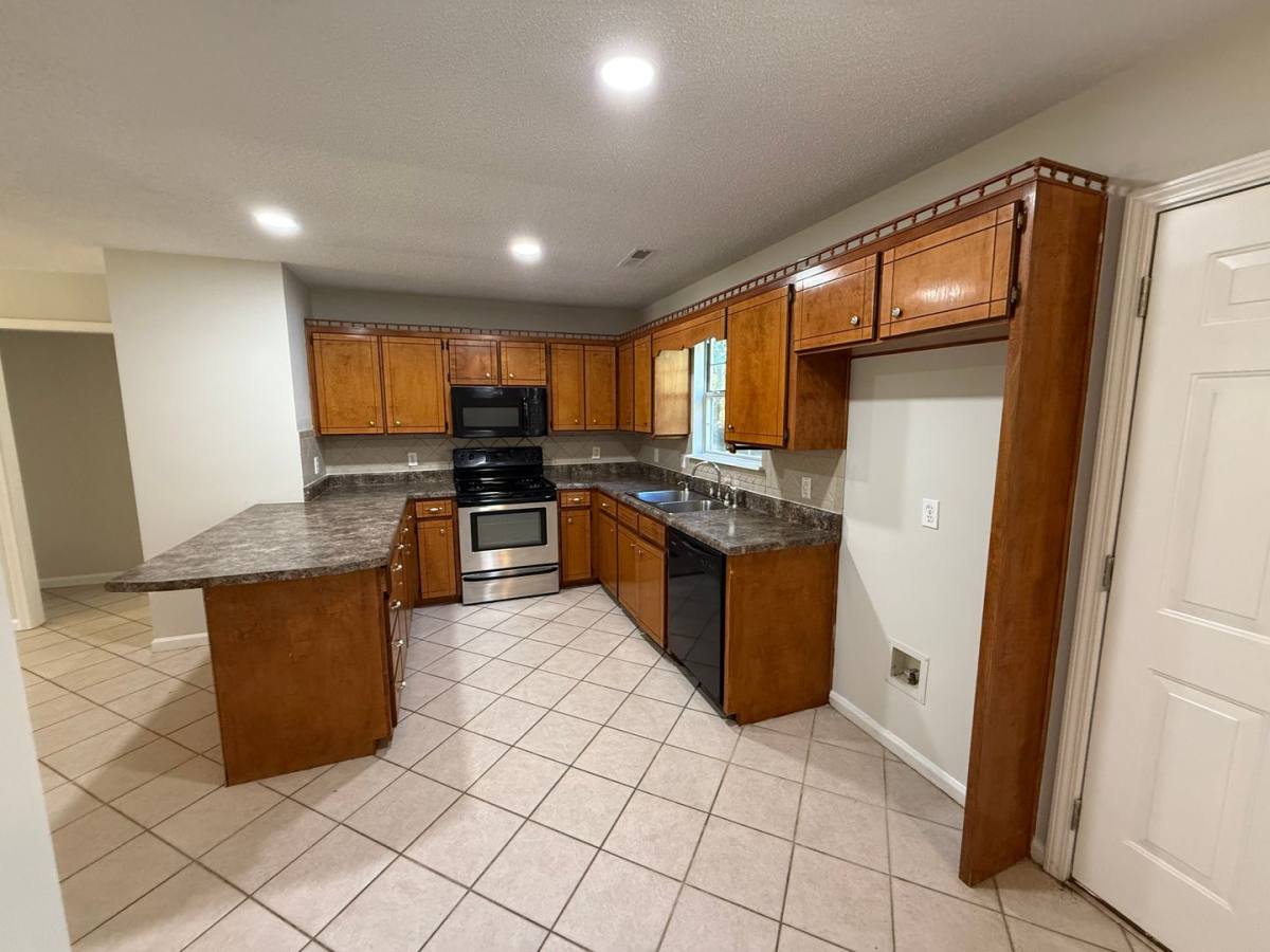 House for rent at 5616 Cr, Boaz, AL 35957