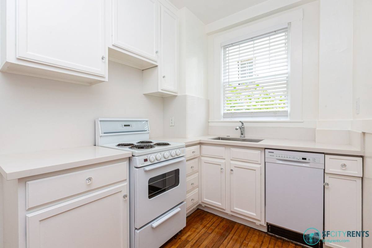Apartment for rent at 1945 Broadway St, San Francisco, CA 94109