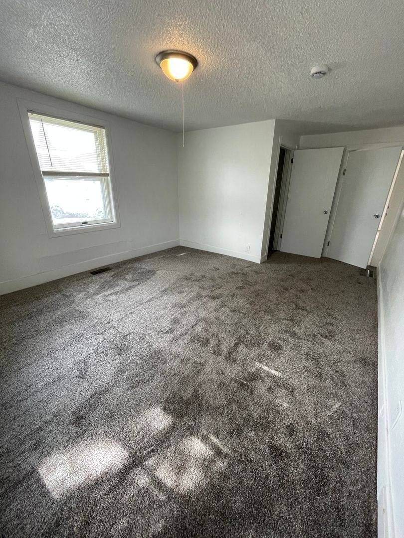 Apartment for rent at 422 Columbus St, Rapid City, SD 57701