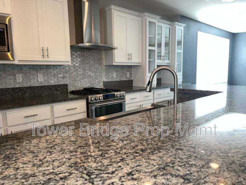 House for rent at 315 Creamery Lane, Sacramento, CA 95814