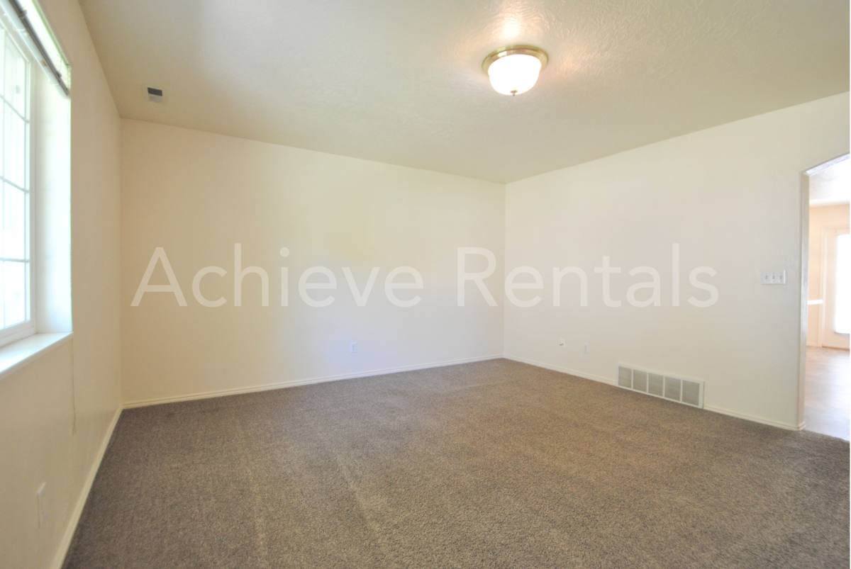 Townhouse for rent at 91 Penny Lane, Logan, UT 84321