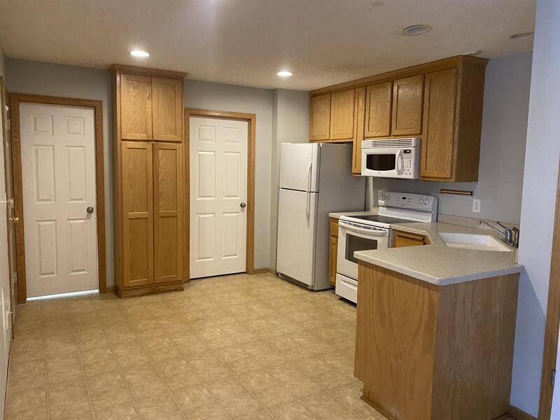 Townhouse for rent at 860 Independence Dr, Big Lake, MN 55309