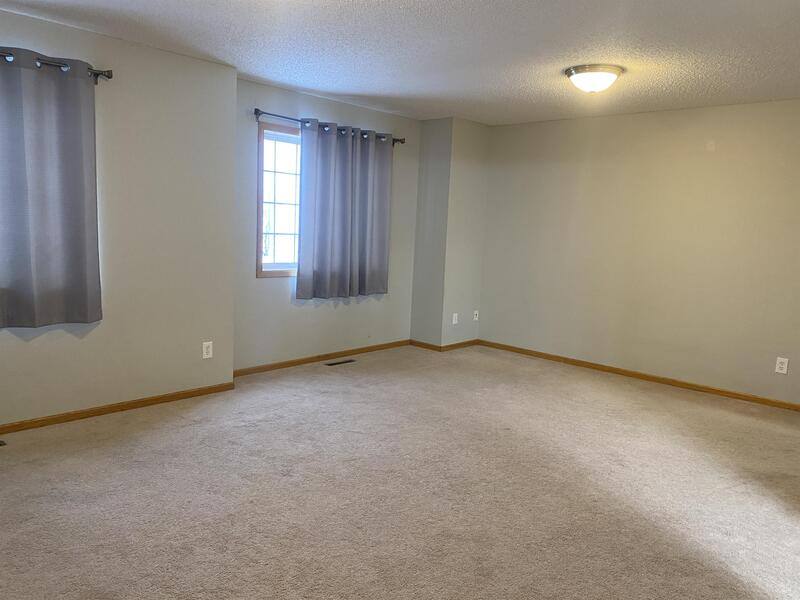 Townhouse for rent at 860 Independence Dr, Big Lake, MN 55309