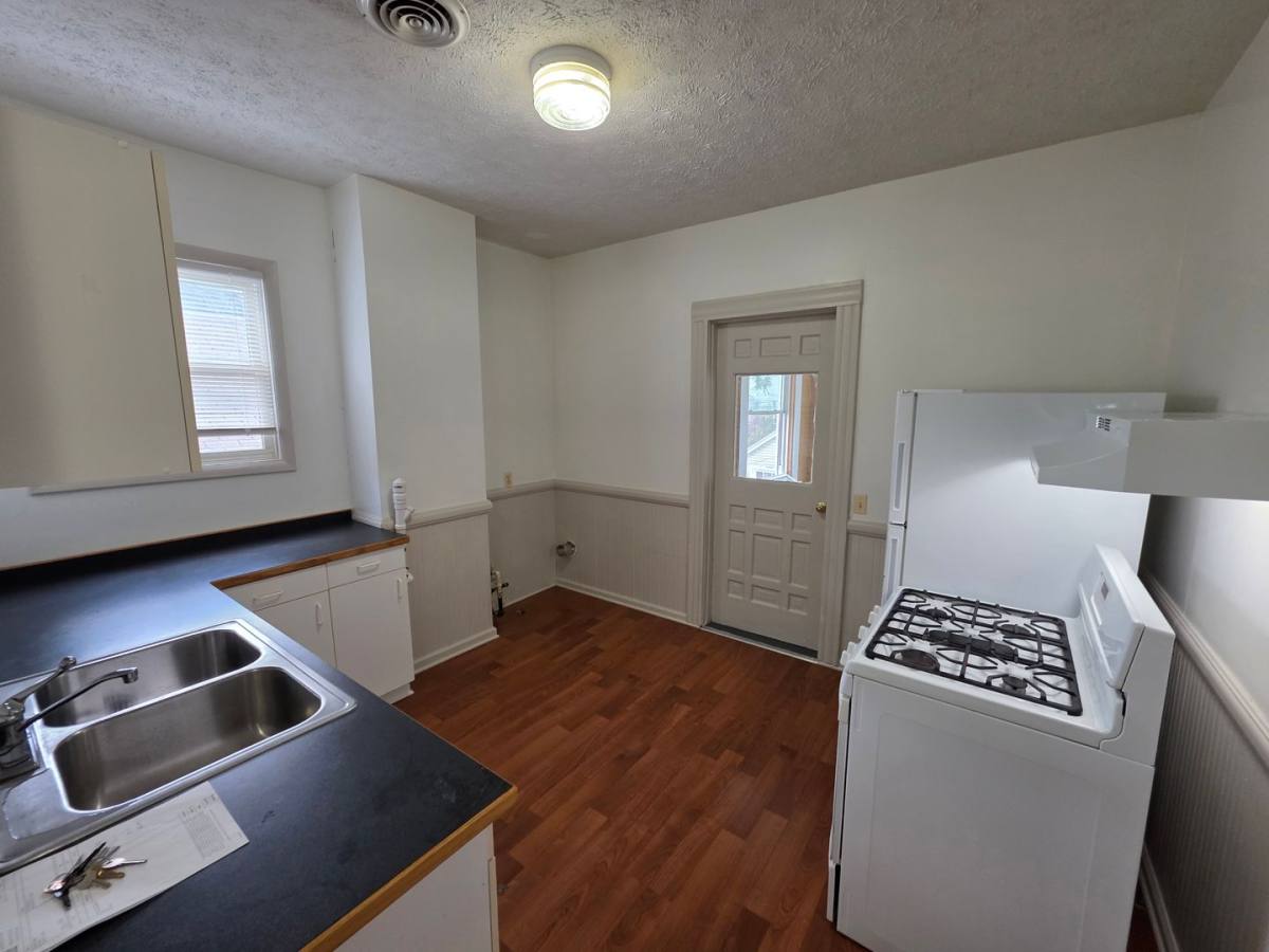 Apartment for rent at 74-78 Stewart St, Rochester, NY 14620